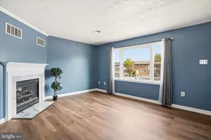 906 Hill Top Dr, Woodstock, VA 22664 - Photo 4