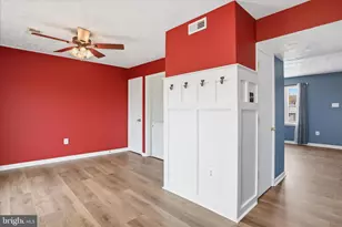 906 Hill Top Dr, Woodstock, VA 22664 - Photo 10