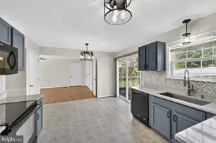 245 Baer Oak Dr, Maurertown, VA 22644 - Photo 8