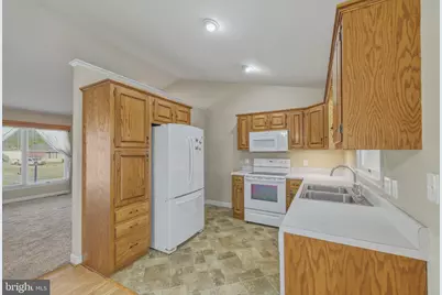 515 Hollingsworth Road, Woodstock, VA 22664 - Photo 4