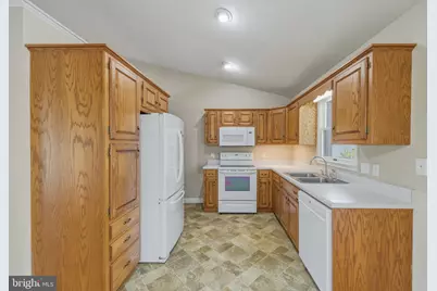 515 Hollingsworth Road, Woodstock, VA 22664 - Photo 4