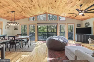 85 Pickett, Basye, VA 22810 - Photo 16