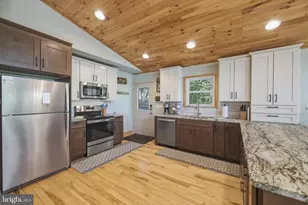 85 Pickett, Basye, VA 22810 - Photo 12