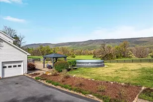 180 Holstein Ln, Toms Brook, VA 22660 - Photo 4