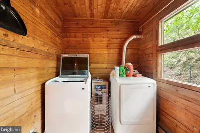 513 Straton, Basye, VA 22810 - Photo 20