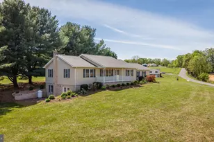 1018 Coffman Rd, Edinburg, VA 22824 - Photo 2