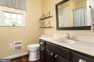 590 Fulton Dr, Strasburg, VA 22657 - Photo 18