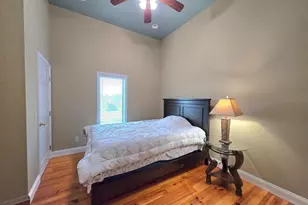 895 Fishers Rd, Toms Brook, VA 22660 - Photo 42