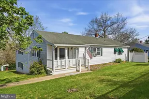 318 S Water St, Woodstock, VA 22664 - Photo 4