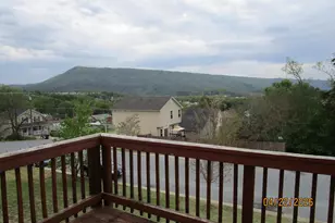 540 Thompson, Strasburg, VA 22657 - Photo 22