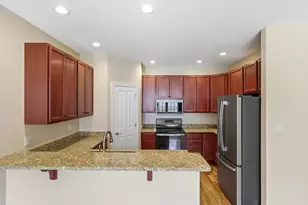 1017 Sun Poppy Ct, Woodstock, VA 22664 - Photo 2