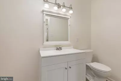 329 Wise Avenue, Strasburg, VA 22657 - Photo 12