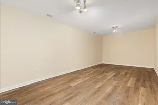 329 Wise Ave, Strasburg, VA 22657 - Photo 24