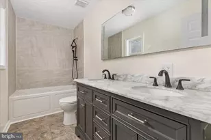 329 Wise Ave, Strasburg, VA 22657 - Photo 16