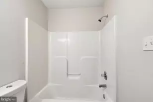 577 Ash St, Strasburg, VA 22657 - Photo 18