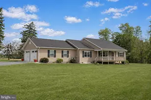 137 Hoover Rd, Woodstock, VA 22664 - Photo 2