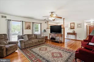 2123 Back Rd, Woodstock, VA 22664 - Photo 4