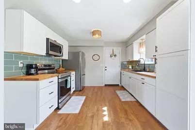 26084 Old Valley Pike, Toms Brook, VA 22660 - Photo 14