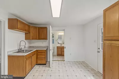 223 W High Street, Woodstock, VA 22664 - Photo 2