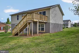 213 Black Oak Dr, Maurertown, VA 22644 - Photo 22