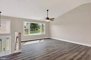 213 Black Oak Dr, Maurertown, VA 22644 - Photo 8