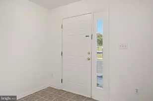 406 Pendleton Ln, Strasburg, VA 22657 - Photo 6