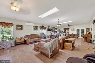 108 Homestead Ln, Maurertown, VA 22644 - Photo 10