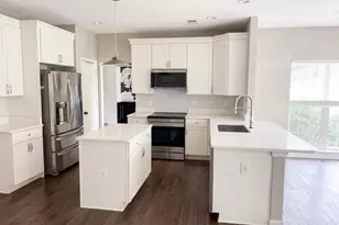 160 Aden Dr, Strasburg, VA 22657 - Photo 2