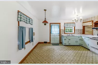 117 S Grove Avenue, Edinburg, VA 22824 - Photo 10