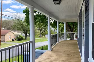 619 Branch St, Strasburg, VA 22657 - Photo 2
