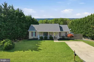 1503 Country Brook Rd, Toms Brook, VA 22660 - Photo 2