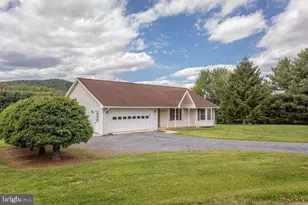 2220 Pine Woods Rd, Quicksburg, VA 22847 - Photo 4