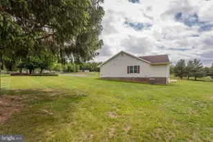 2220 Pine Woods Rd, Quicksburg, VA 22847 - Photo 6