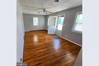 182 Shenandoah Street, Mount Jackson, VA 22842 - Photo 2