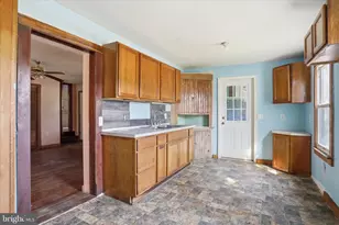 16273 Old Valley Pike, Edinburg, VA 22824 - Photo 6