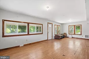 16273 Old Valley Pike, Edinburg, VA 22824 - Photo 4