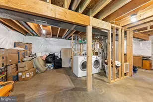 658 W King St, Strasburg, VA 22657 - Photo 20