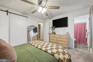 658 W King St, Strasburg, VA 22657 - Photo 12