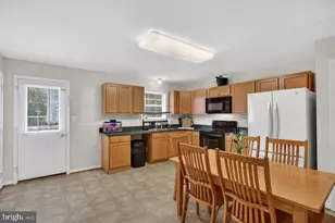 214 Kadies Ln, Edinburg, VA 22824 - Photo 10