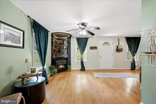2391 Pine Woods Rd, Quicksburg, VA 22847 - Photo 14