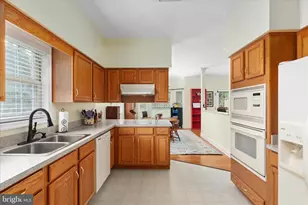 140 Donna Dr, Woodstock, VA 22664 - Photo 2