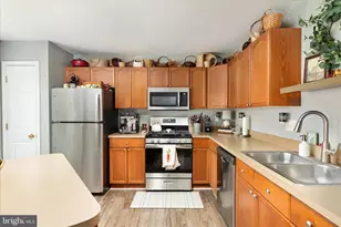 206 Hupps Hill Ct, Strasburg, VA 22657 - Photo 16