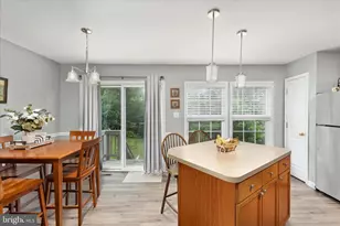 206 Hupps Hill Ct, Strasburg, VA 22657 - Photo 10