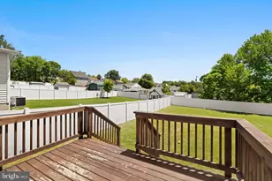 300 Stonewall St, Strasburg, VA 22657 - Photo 32