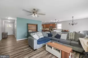 300 Stonewall St, Strasburg, VA 22657 - Photo 10