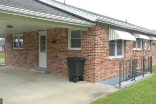129 Apple Ave, Mount Jackson, VA 22842 - Photo 2