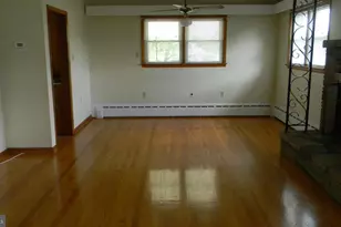 129 Apple Ave, Mount Jackson, VA 22842 - Photo 6