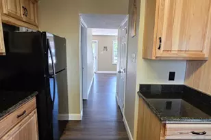 916 Hill Top Dr, Woodstock, VA 22664 - Photo 8