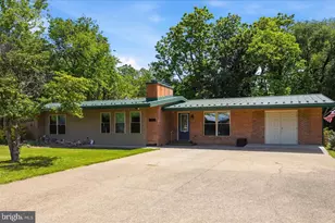110 Comer St, Edinburg, VA 22824 - Photo 6