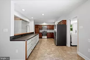 110 Comer St, Edinburg, VA 22824 - Photo 20